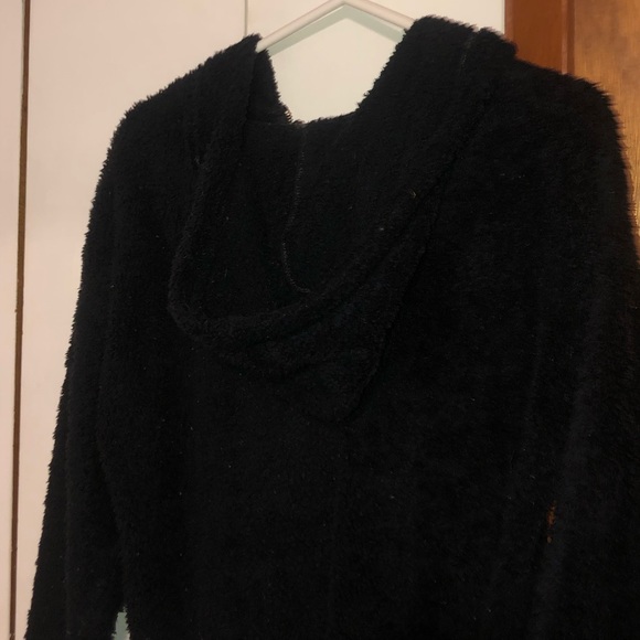 Furry hoodie - Picture 3 of 4